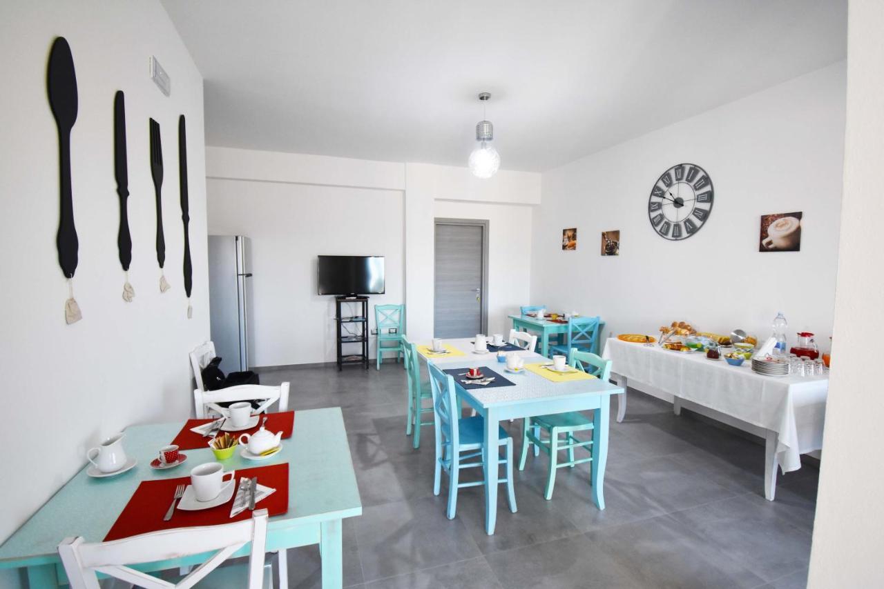 B&B Centrale Tortoli Bagian luar foto