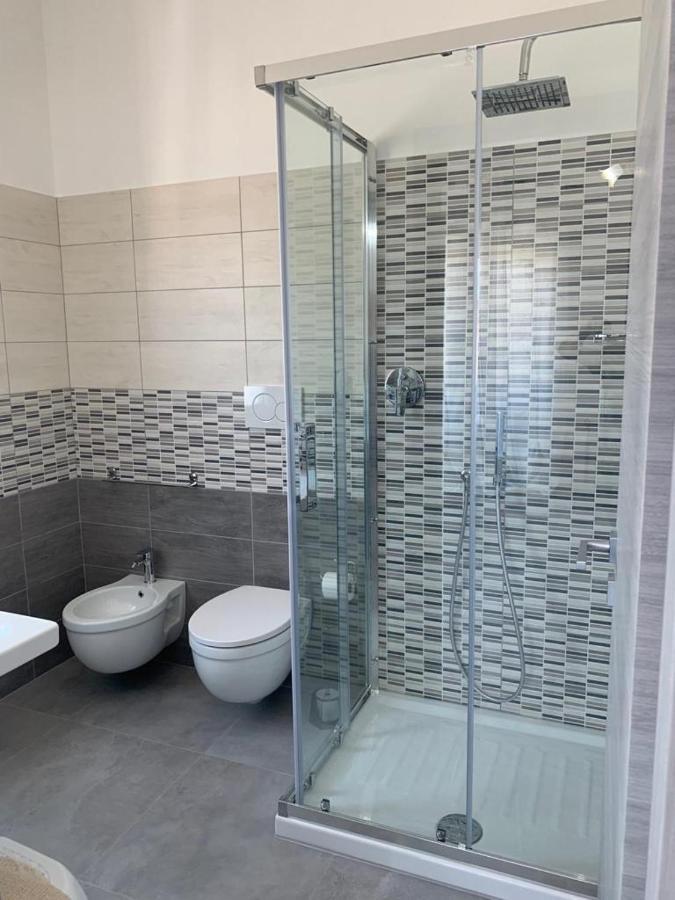B&B Centrale Tortoli Bagian luar foto