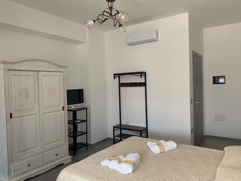 B&B Centrale Tortoli Bagian luar foto
