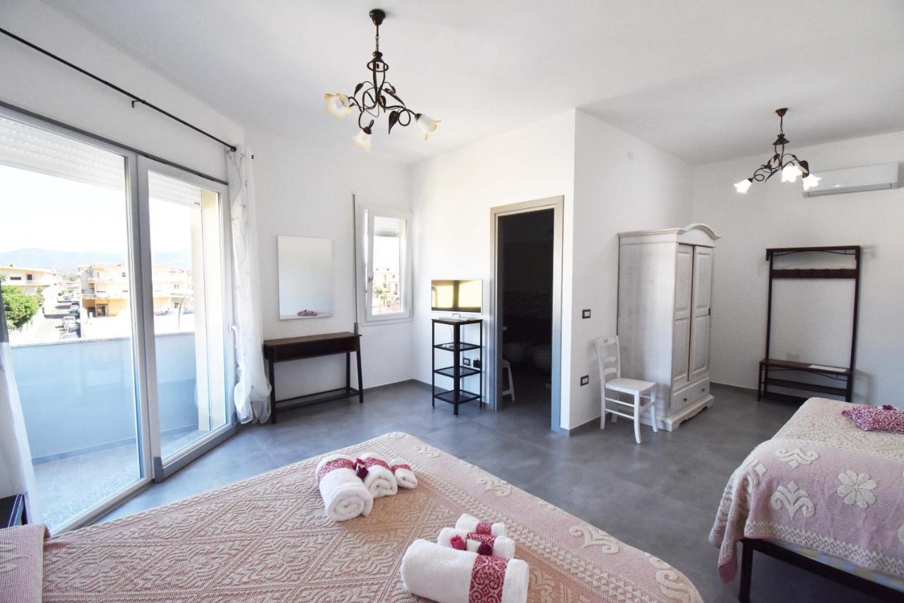 B&B Centrale Tortoli Bagian luar foto