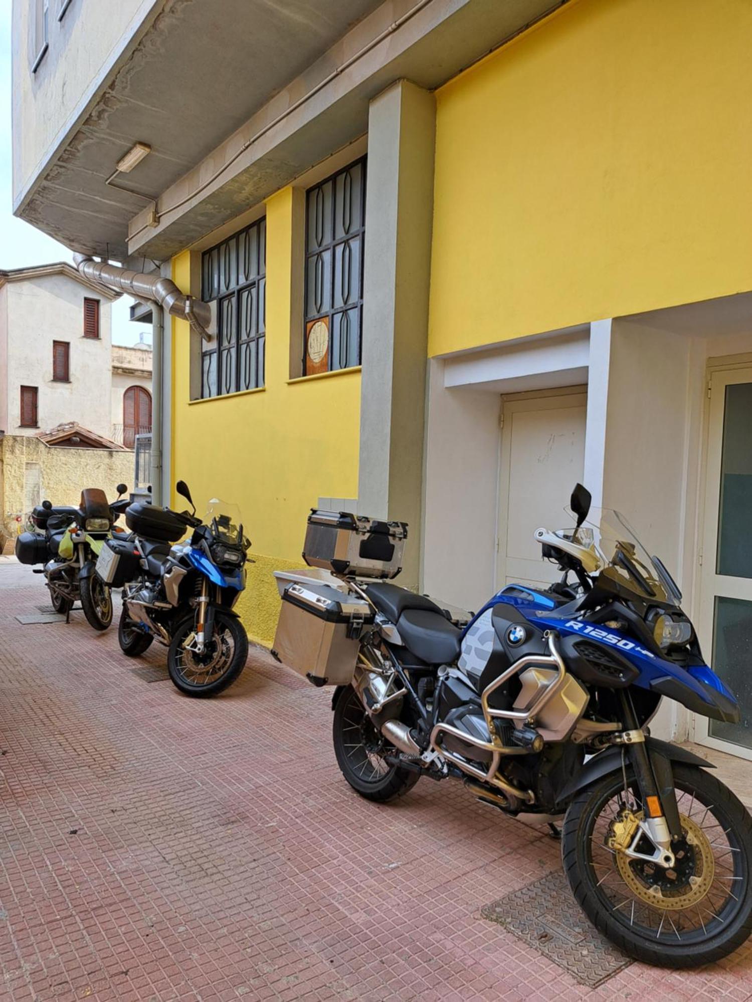 B&B Centrale Tortoli Bagian luar foto